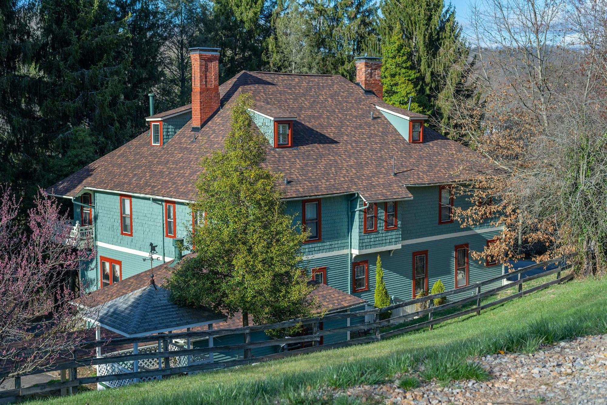 Engadine Inn And Cabins Candler Zewnętrze zdjęcie