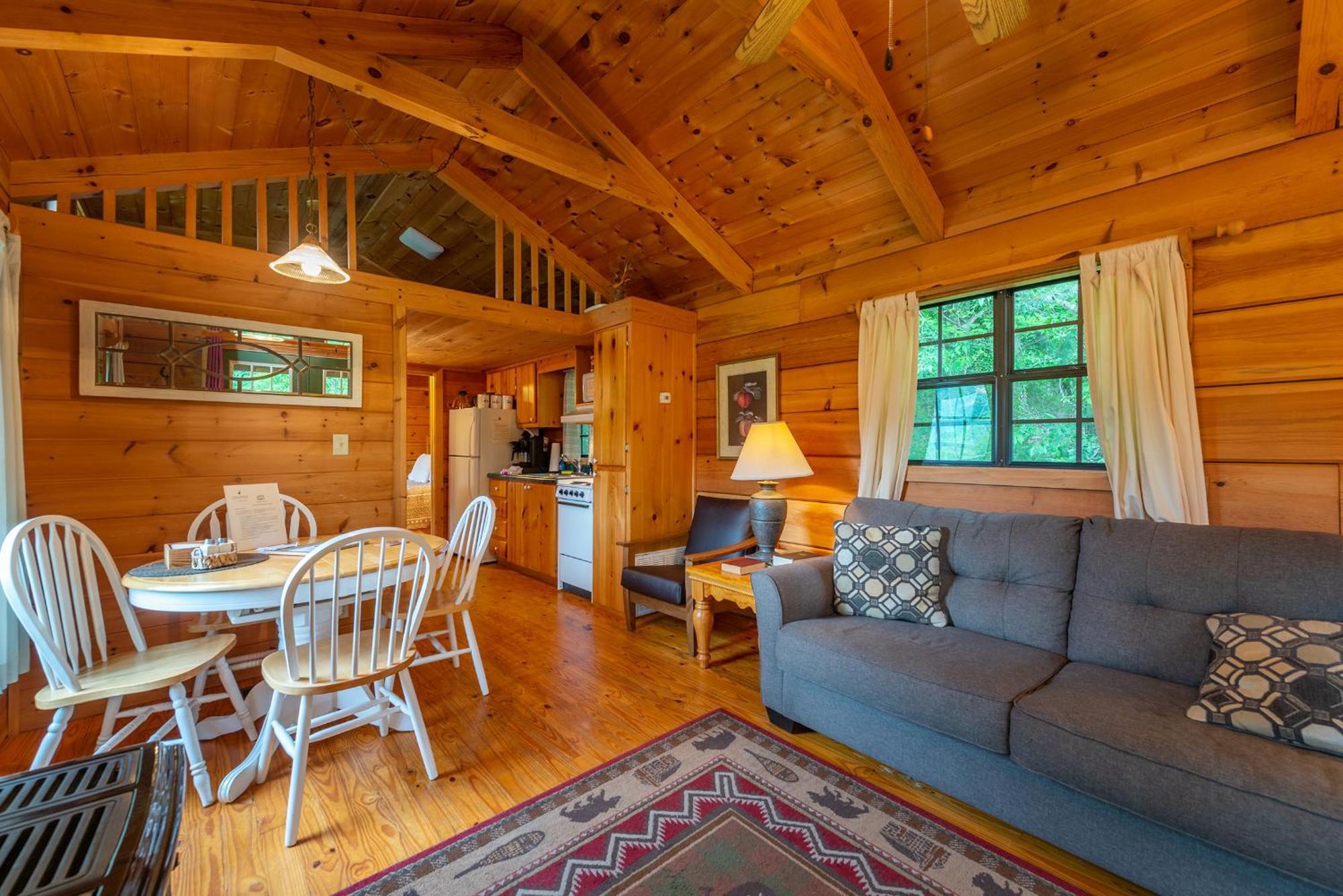 Engadine Inn And Cabins Candler Zewnętrze zdjęcie